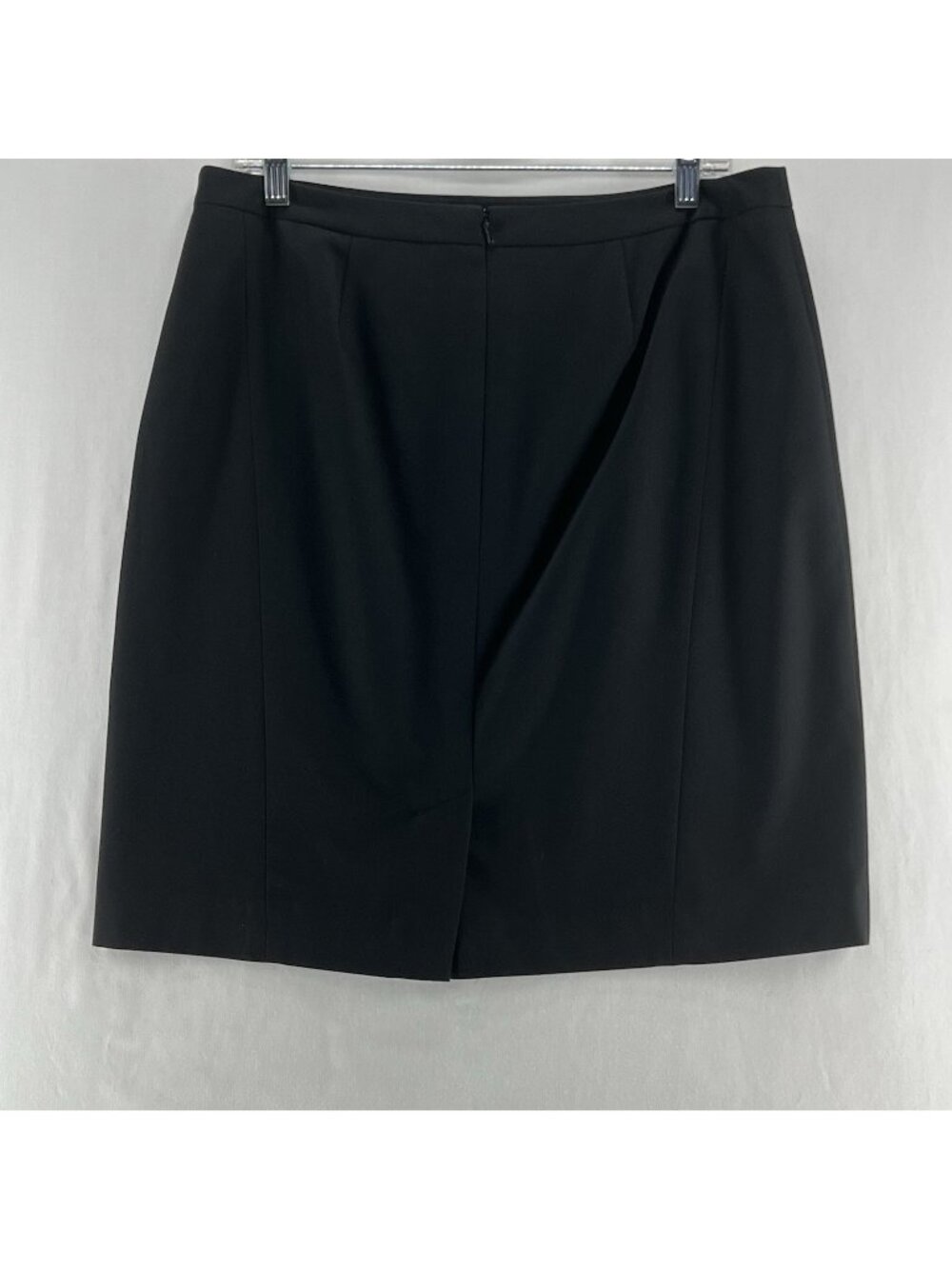 Halogen Seamed Pencil Skirt Womens 12 Lined Back Zip Slit Corporate Career Black